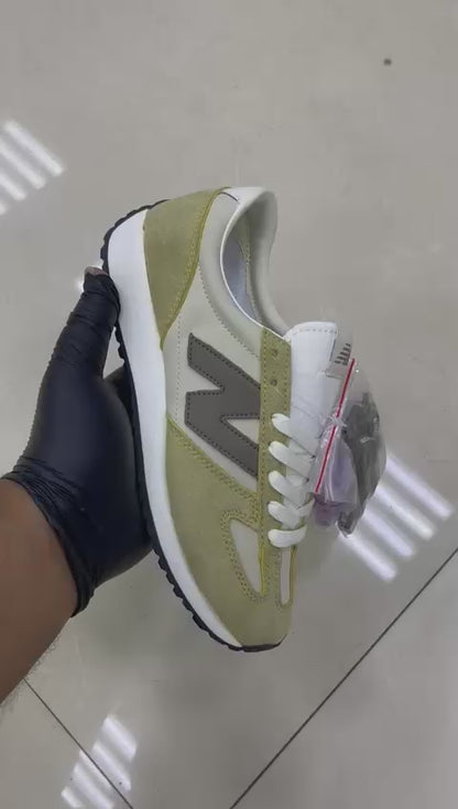 New Balance 471 "Sandstone"