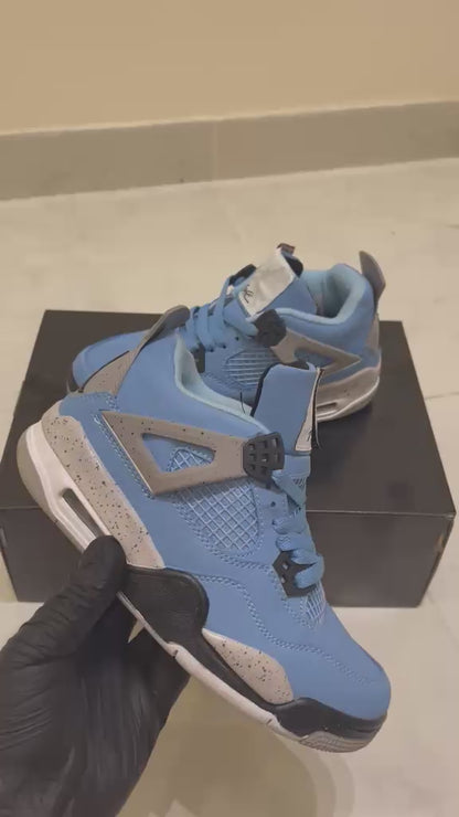 Air Jordan 4 Retro "University Blue"
