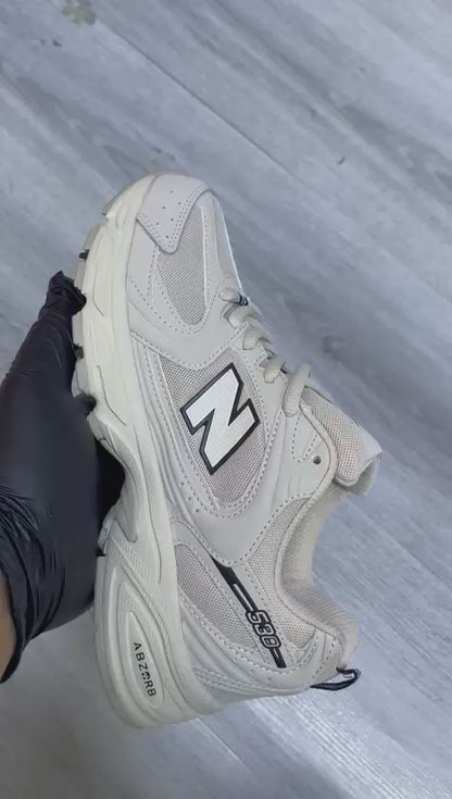 New Balance 530 Ivory