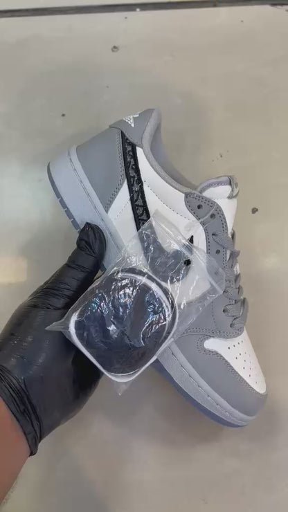 Air Jordan 1 Low "Dior"