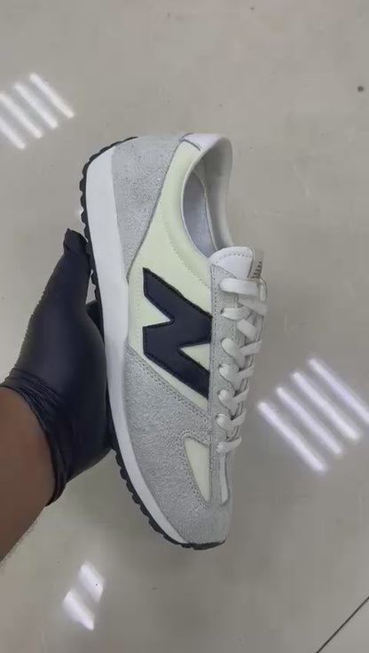New Balance 471 "Sea Salt Black"